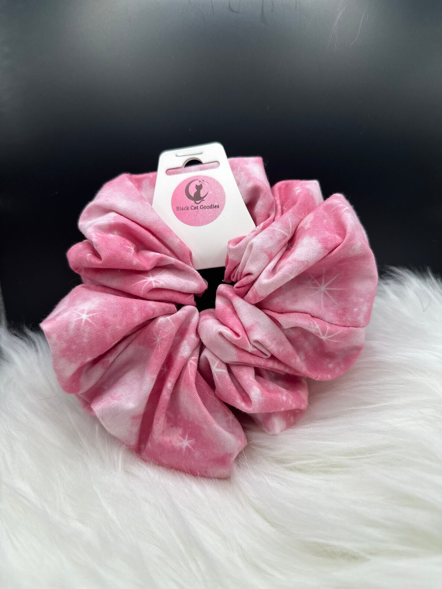 Hair scrunchies for women, hair scrunchies for thick hair, hair scrunchies for thin hair, Silk hair scrunchies, handmade scrunchies, fluffy scrunchie, pink and white scrunchie